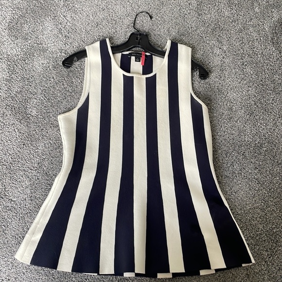 Ann Taylor peplum blue and white stripe knit sleeveless top size medium tank top - Picture 2 of 4